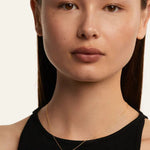 Essante™ Initial Ketting