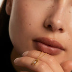 Essante™ Initial Ketting